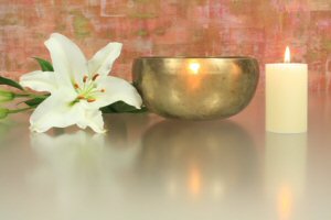 Klangschalenmassage: Musik und Klänge zur Heilung von Körper und Geist